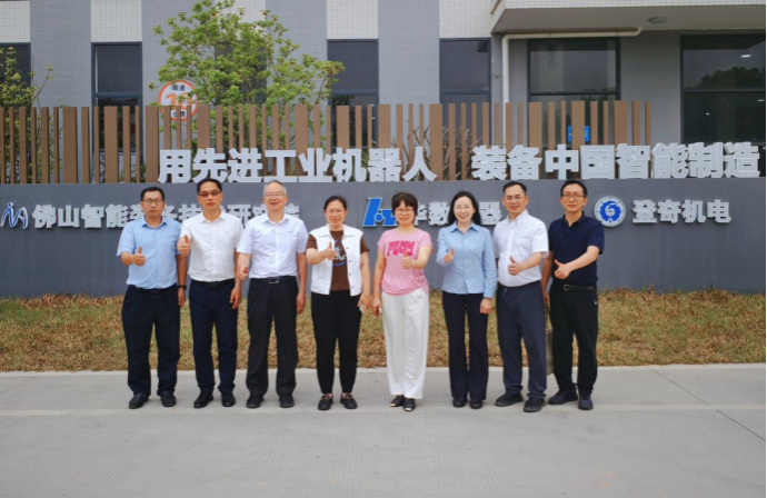 英国上市公司365